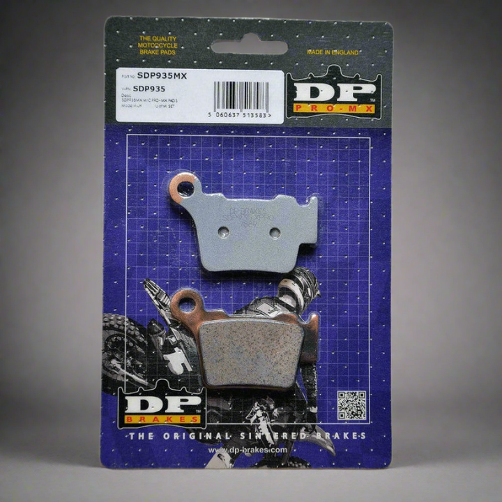 pastilha-de-travao-dp-brakes-tras-sinterizada-dp-sdp935-ktm-sx-exc-husqvarna-tc-te-fe-gasgas-mc-ec-sherco-sc-se-triumph-tf