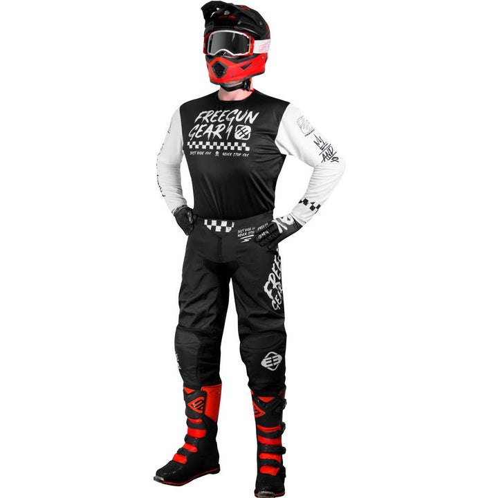 calcas-devo-speed-preta-equipamento