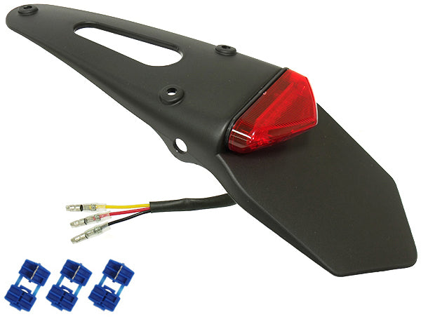 porta-matricula-com-farol-vermelho