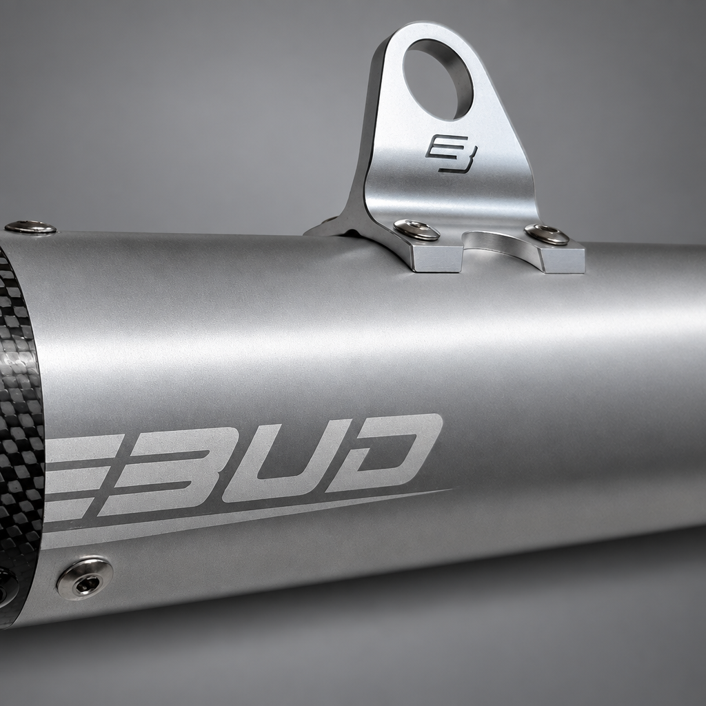 Detalhe do corpo e suporte da ponteira BUD Racing