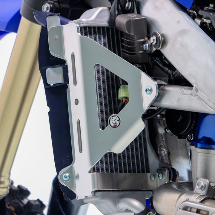 protecao-radiador-aluminio-axp-yamaha-yz-250f-450f-2023-2026-pic5